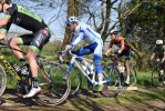 Charles Planet (Team Novo Nordisk) op de ribin in Ploudaniel (484x)