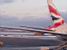 La queue de l'avion British Airways à côté de nous (437x)