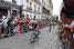 Le peloton dans la premire monte de la Butte Montmartre (47x)