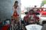 Maria Del Velo and Thierry Roublard (Team Vittel) prepare for the stage (410x)