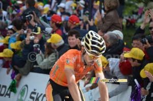 Samuel Sanchez (Euskaltel-Euskadi) comes in second (570x)