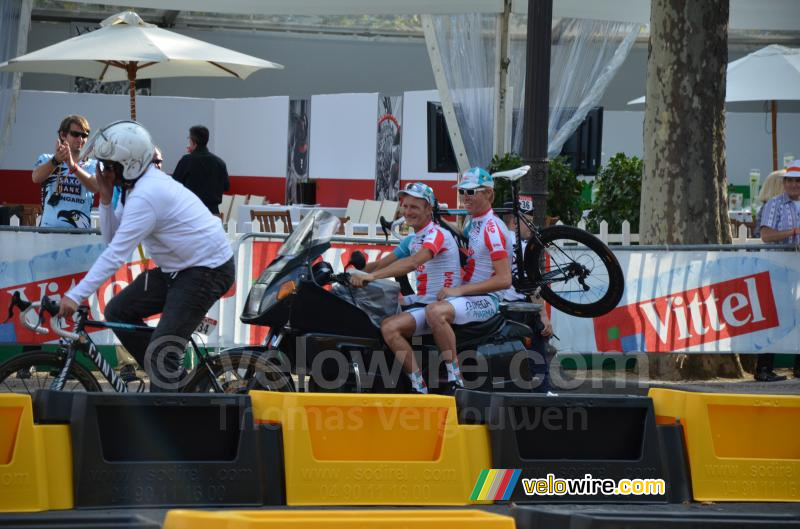 Sebastian Lang & Marcel Sieberg (Omega Pharma-Lotto) op de motor