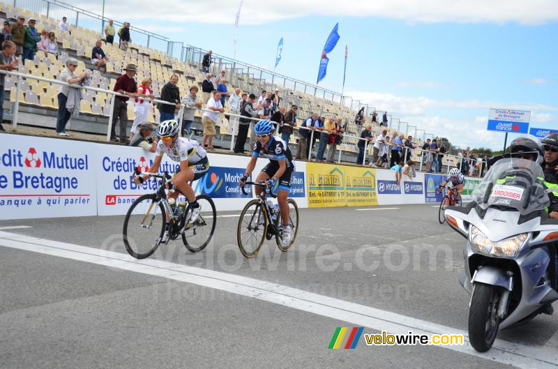 Evelyn Stevens (HTC-Highroad), Sharon Laws (Garmin-Cervélo) & Erinne Willock (Tibco-To the top)