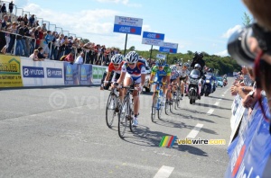 Annemiek van Vleuten & Marianne Vos en poursuite (436x)