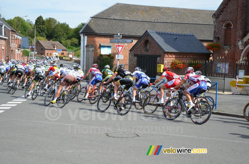 Een langgestrekt peloton