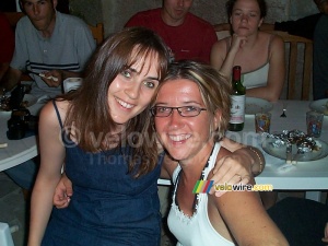 Emanuelle & Isabelle (378x)