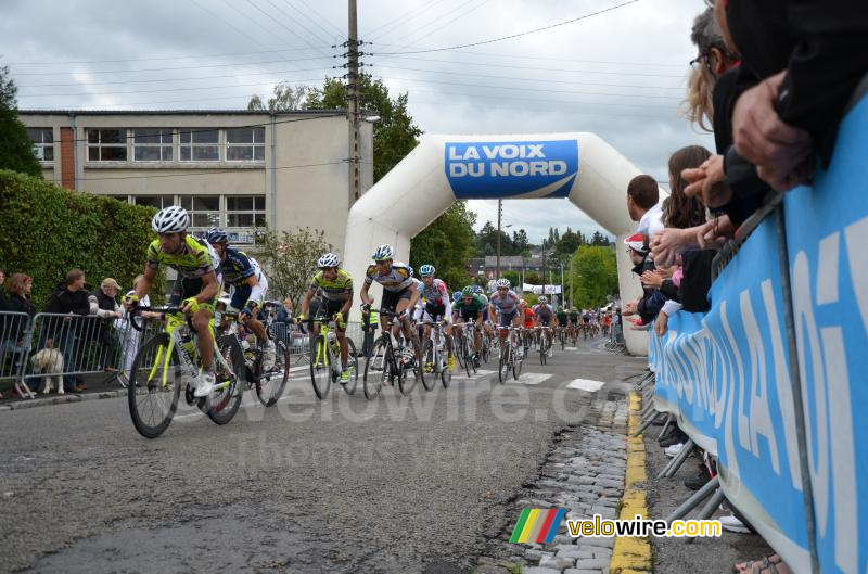 Het peloton op de Côte de Fourmies