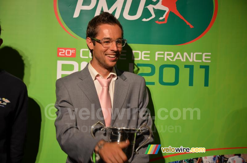 Sylvain Georges (BigMat-Auber 93) met zijn beker