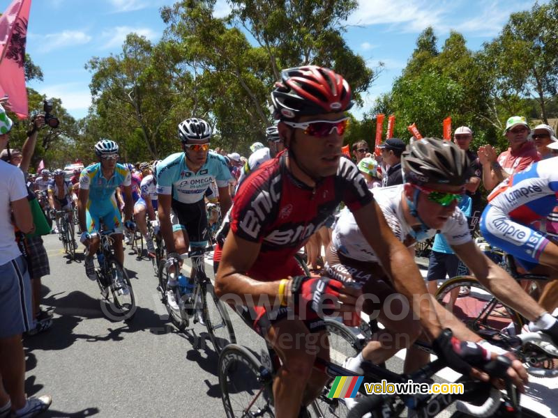 Manuel Quinziato (BMC Racing Team) drinkt Cola