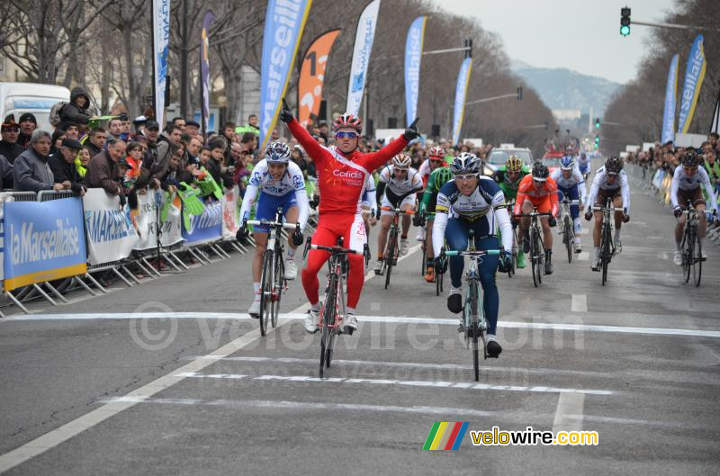Samuel Dumoulin (Cofidis) wint La Marseillaise (2)
