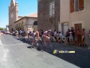 La tête de course avec 8 coureurs (253x)