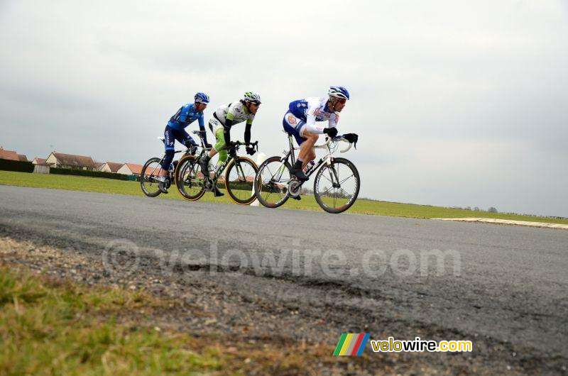 De kopgroep vlakbij Ardentes