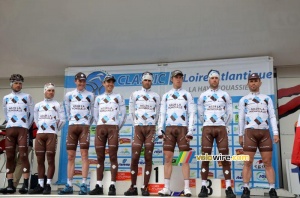 The AG2R La Mondiale team (571x)
