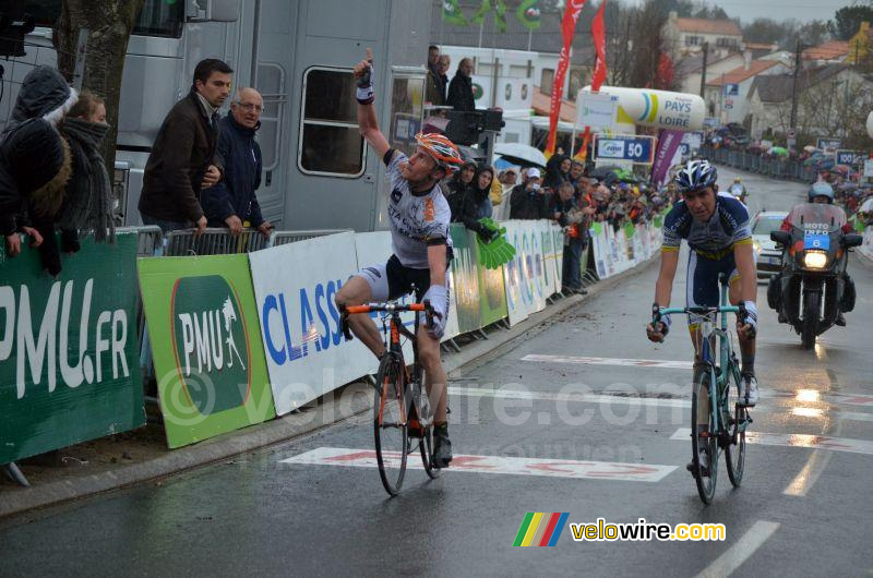 Florian Vachon verslaat Mirko Selvaggi in de sprint