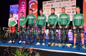 The Caja Rural team (726x)