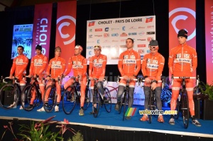 The Roubaix-Lille Métropole team (650x)