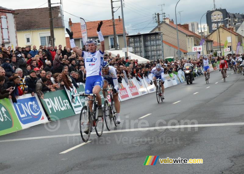 Arnaud Démare (FDJ BigMat) wint Cholet-Pays de Loire 2012 (2)