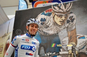 Jérémy Roy (FDJ BigMat) avec son dessin de vainqueur 2010 (859x)