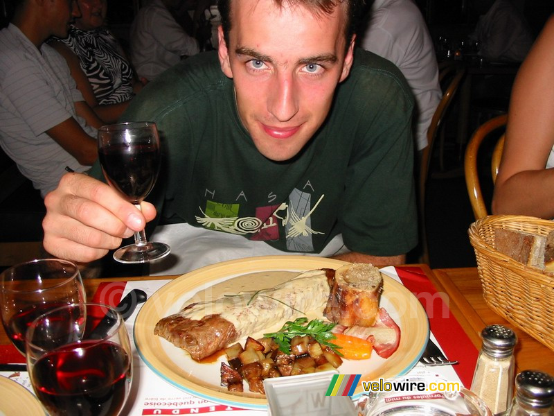 Krzysztof in het restaurant Carré de Saône