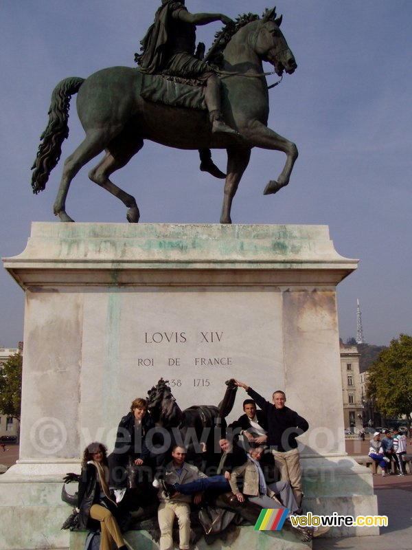 Marie-Laure, Virginie, Stefan, Anne-Cécile, Marie-Laure, Bernard en Florent