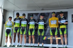 The Orica-GreenEDGE team (1002x)
