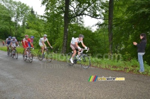 Maxime Bouet (AG2R La Mondiale) chasing (990x)