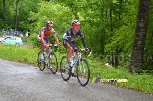 Yaroslav Popovych (Radioshack-Nissan) & Maarten Tjallingii (Rabobank) (629x)