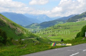 La vue depuis le Col de la Colombière (561x)