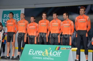The Euskaltel-Euskadi team (786x)