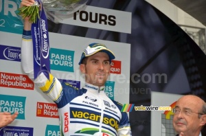 Marco Marcato (Vacansoleil-DCM) vainqueur Paris-Tours 2012 (2) (561x)