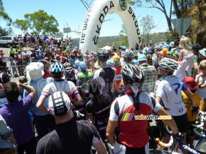 Many people on Corkscrew Road (578x)