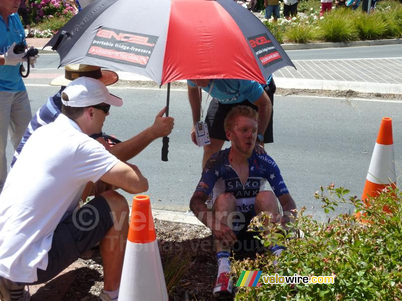 Timothy Duggan (Saxo-Tinkoff) na zijn valpartij