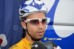 Nacer Bouhanni (FDJ) answering questions before the start (733x)