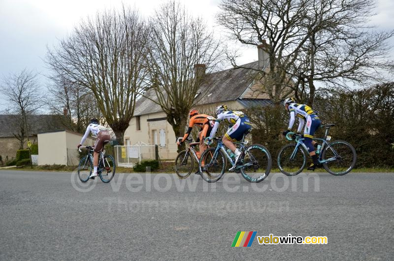 De kopgroep in Gron (2)