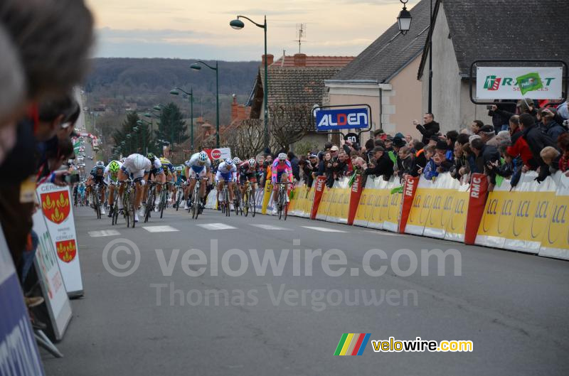 Marcel Kittel (Argos-Shimano) al ver van voren op 50m