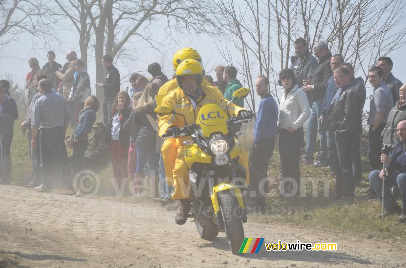 De LCL motor op de kasseien