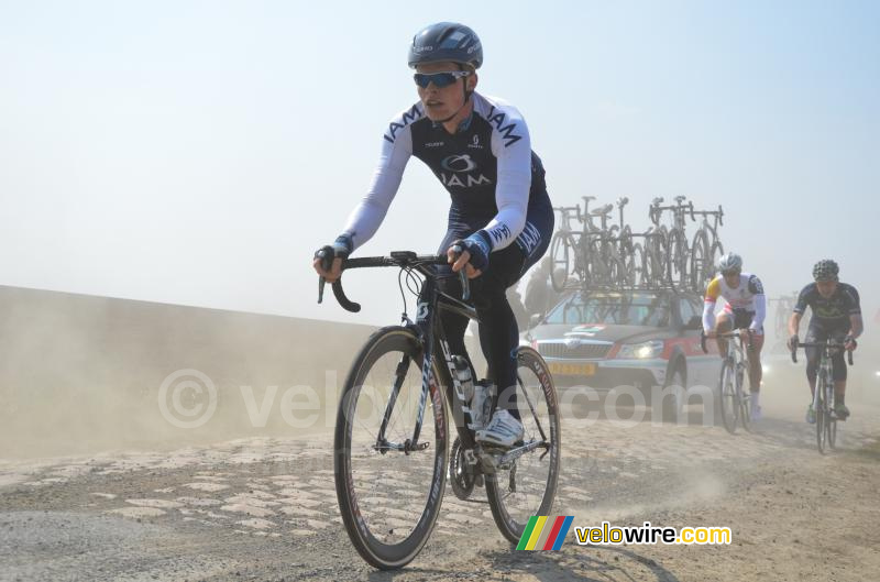 Dominic Klemme (IAM Cycling) in het stof