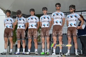 The Chambéry Cyclisme Formation team (578x)