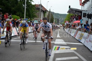 Adrien Legros (Chambéry CF) reste devant le peloton (2) (288x)