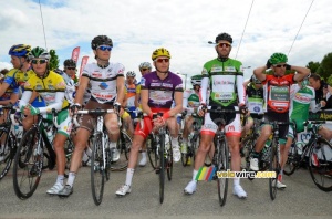 The jersey wearers at the start (448x)