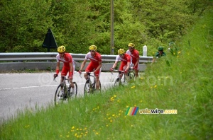 Nicolas Edet, Florent Barle, Julien Fouchard & Nico Sijmens (Cofidis) (276x)