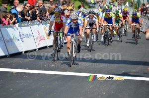 Clément Venturini (Vulco-Vaulx-en-Velin) remporte le sprint du peloton (242x)