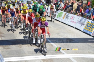 Nicolas Edet emmène le peloton au 2ème passage sur la ligne (467x)