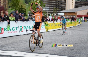 Samuel Sanchez (Euskaltel-Euskadi) wins the stage (2) (698x)