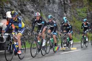 Ian Stannard (Team Sky) among the first of the peloton (315x)