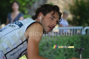 Roy Curvers (Argos-Shimano) warming up (789x)