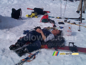 Sébastien enjoys the sun (391x)