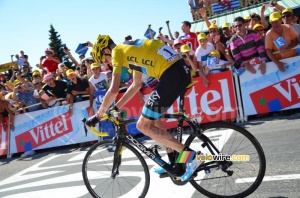 Chris Froome (Team Sky) ne perd pas de temps (518x)