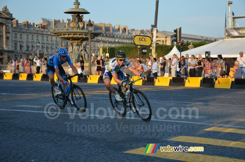 Michael Albasini (Orica-GreenEDGE) & David Millar (Garmin-Sharp) proberen ervandoor te gaan