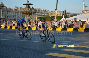 Michael Albasini (Orica-GreenEDGE) & David Millar (Garmin-Sharp) get loose (601x)